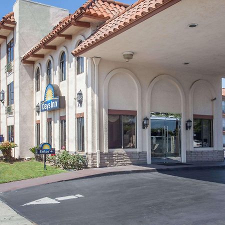 Days Inn By Wyndham Anaheim Near The Park Exterior photo